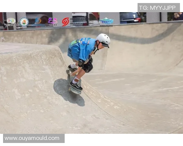 重庆滑板队技术争议引发热议滑板爱好者观点碰撞与未来发展探讨