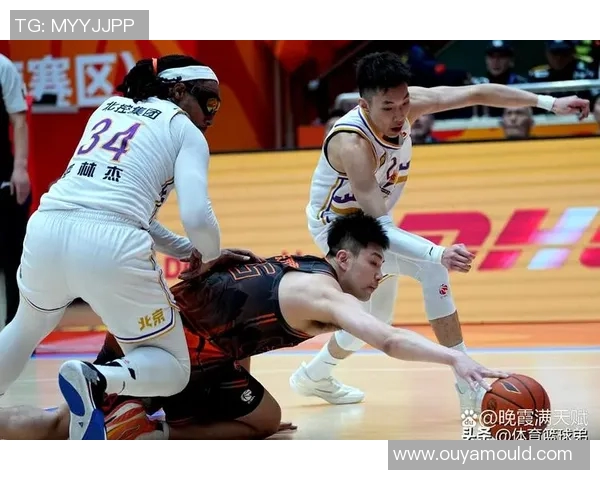 南京与武汉极限运动队赛后战术分析与复盘探讨