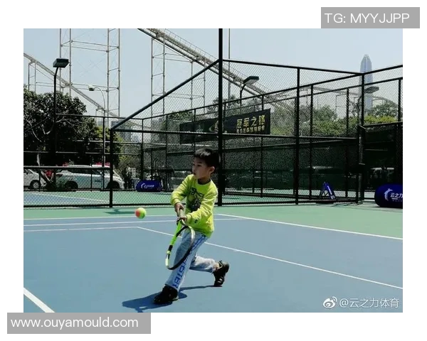 深圳网球队的反击革新之路:重塑战术与团队精神的全新篇章